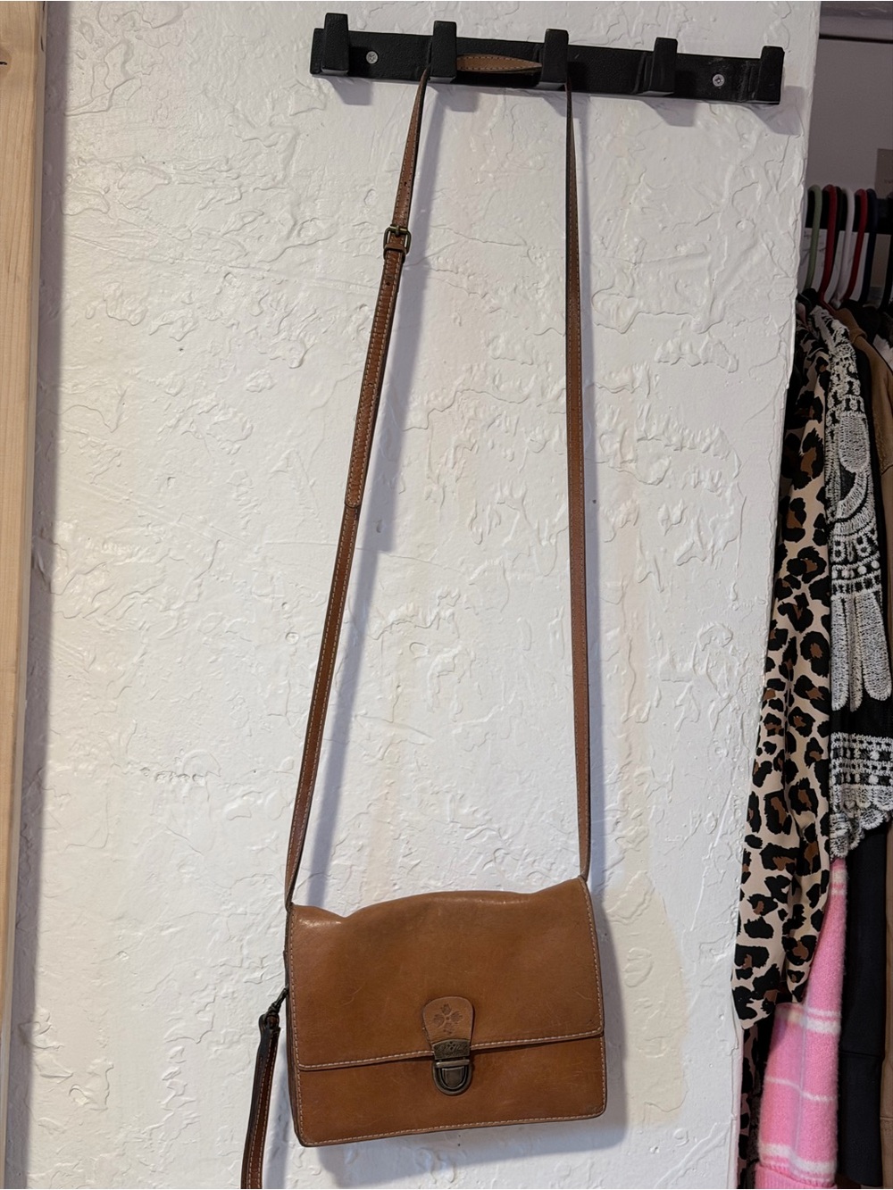 Patricia Nash Tan Leather Crossbody with Front Clasp